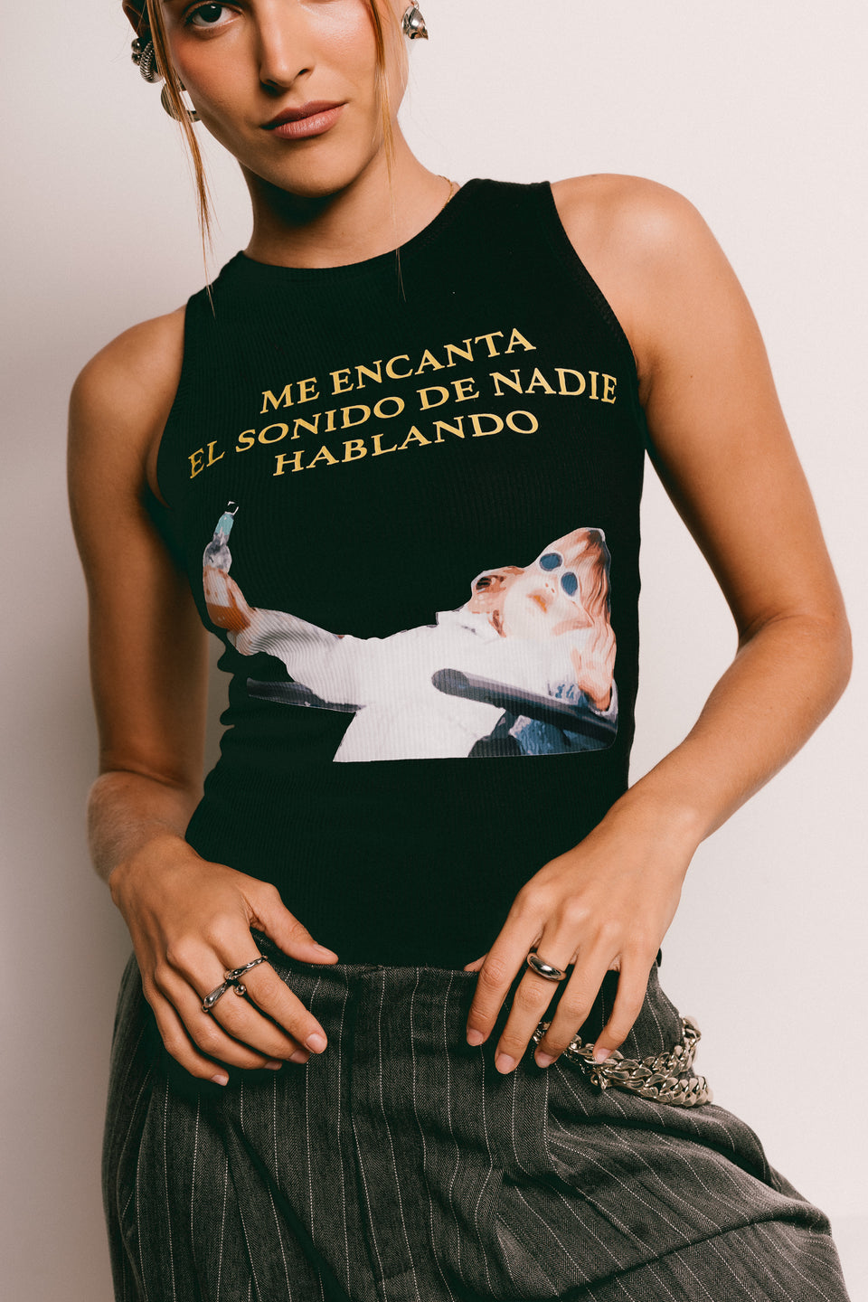 … el sonido de nadie hablando!